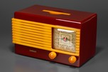 Garod 1B55L ’Drop-Handle’ Radio in Merlot + Yellow Catalin